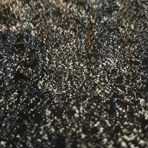 LULULEMON | Outrun the Elements 1/2 Zipper - Picture 9 of 16